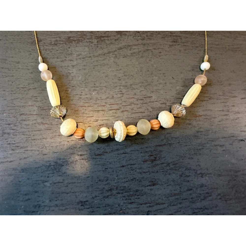 Vintage Multi Bead Gold Tone Chain Necklace Ivory Peach Frosted Neutral 24 Inch